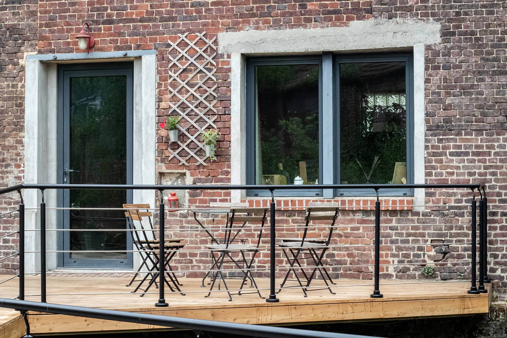 Normandie terrasse en Mélèze au dessus de l’eau