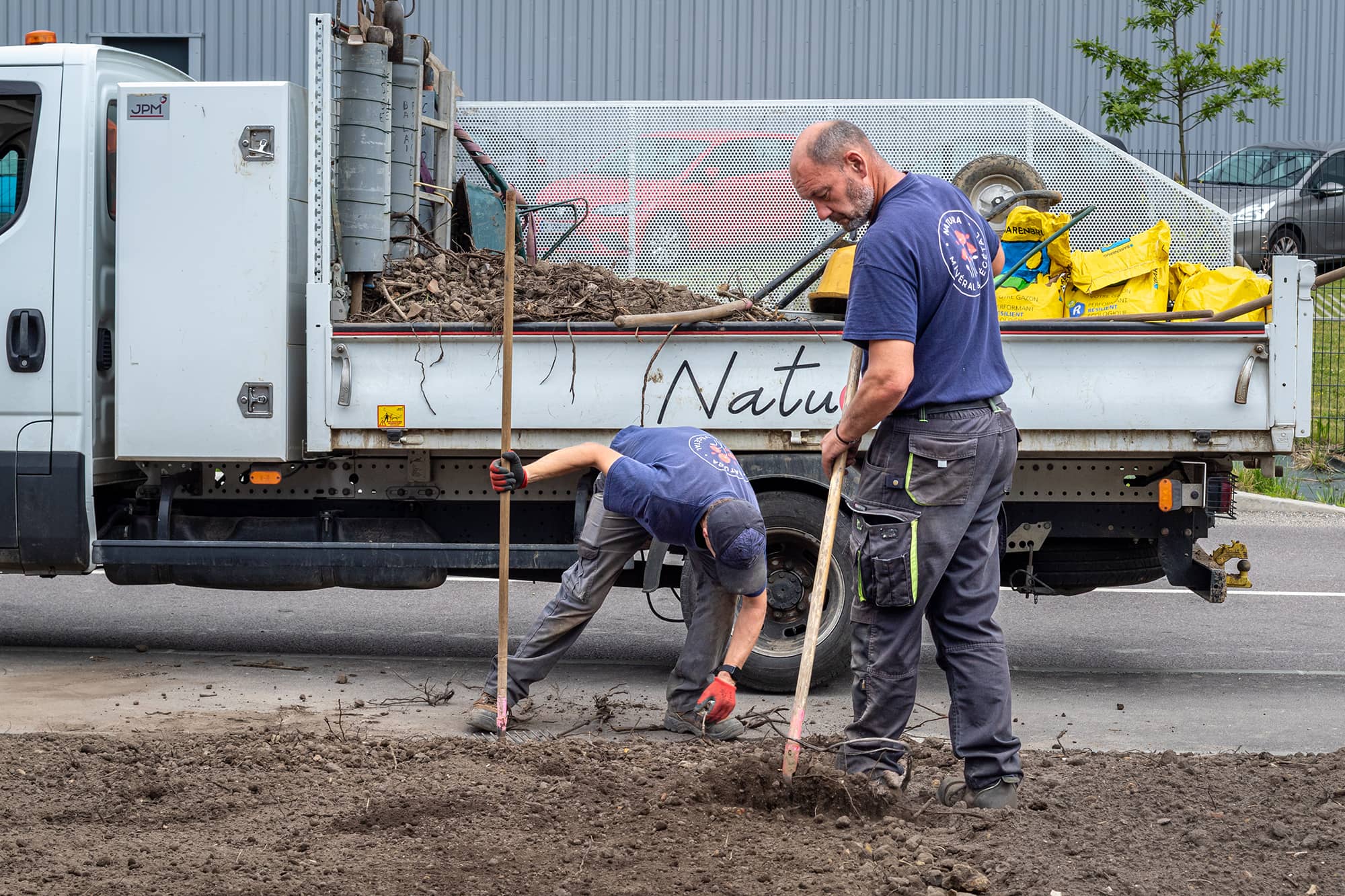 Oissel Chantier Activa bâche tissée plantation engazonnement